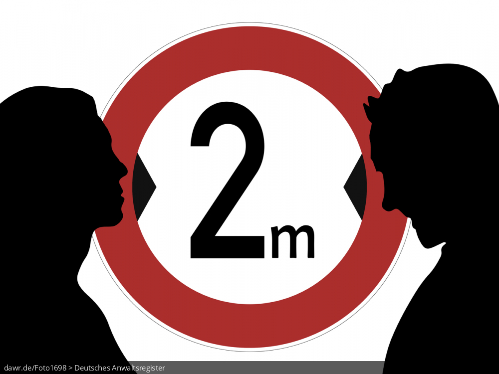 Diese Grafik zeigt ein Verkehrsschild, welches einen Mindestabstand vom 2 Metern fordert. Vor dem Schild sind die Silhouetten einer Frau und eines Mannes zusehen. Diese symbolische Darstellung eignet sich gut für alle Themen im Zusammenhang mit der Corona-Pandemie, vorallem bez. der eingeführten Mindestabstände zum Schutz der gefährdeten Personen.