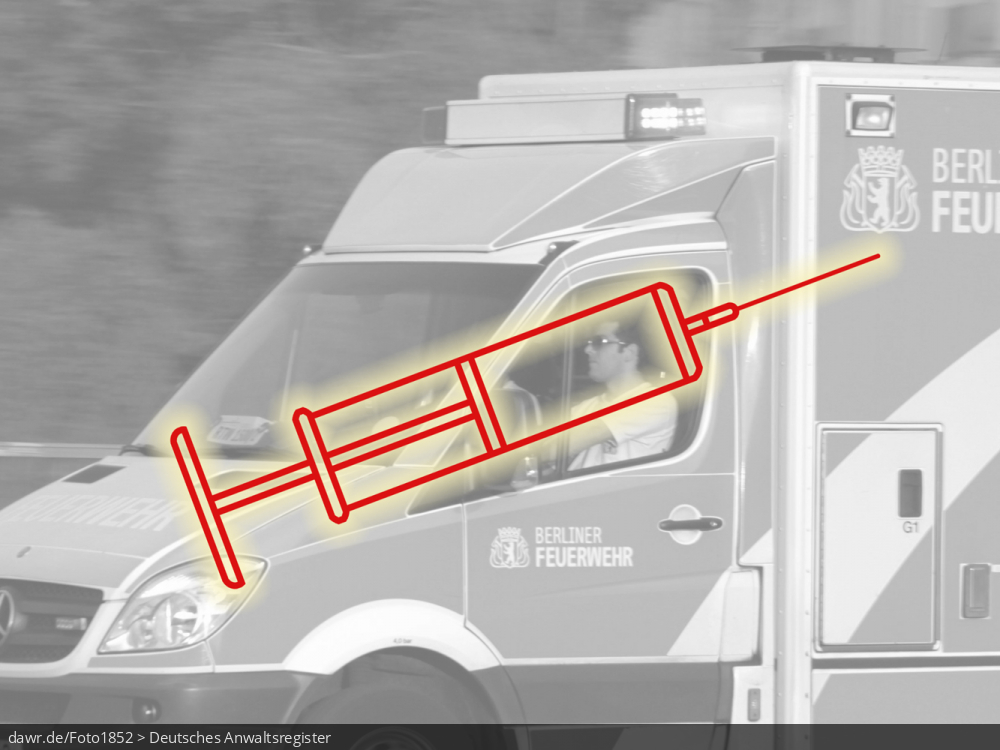 Dieses Foto zeigt die Außenansicht eines Rettungswagens, über die eine Zeichnung einer Spritze projeziert wurde. Diese Darstellung eignet sich gut für Themen im Zusammenhang mit gespritzten Wirkstoffen (wie Impfstoffen) und daraus resultierenden Erkrankungen, wie bspw. Impfschäden. Dieses Foto zeigt die Außenansicht eines Rettungswagens, über die eine Zeichnung einer Spritze projeziert wurde. Diese Darstellung eignet sich gut für Themen im Zusammenhang mit gespritzten Wirkstoffen (wie Impfstoffen) und daraus resultierenden Erkrankungen, wie bspw. Impfschäden.