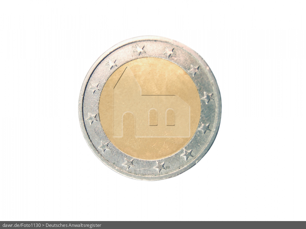 Dieses Foto zeigt eine an die Zwei-Euro-Münze angelehnte Münze, welche die Zeichnung einer Kirche zeigt. Dieses Bild eignet sich gut als symbolische Darstellung für alle Themen rund um die Kirchensteuer.